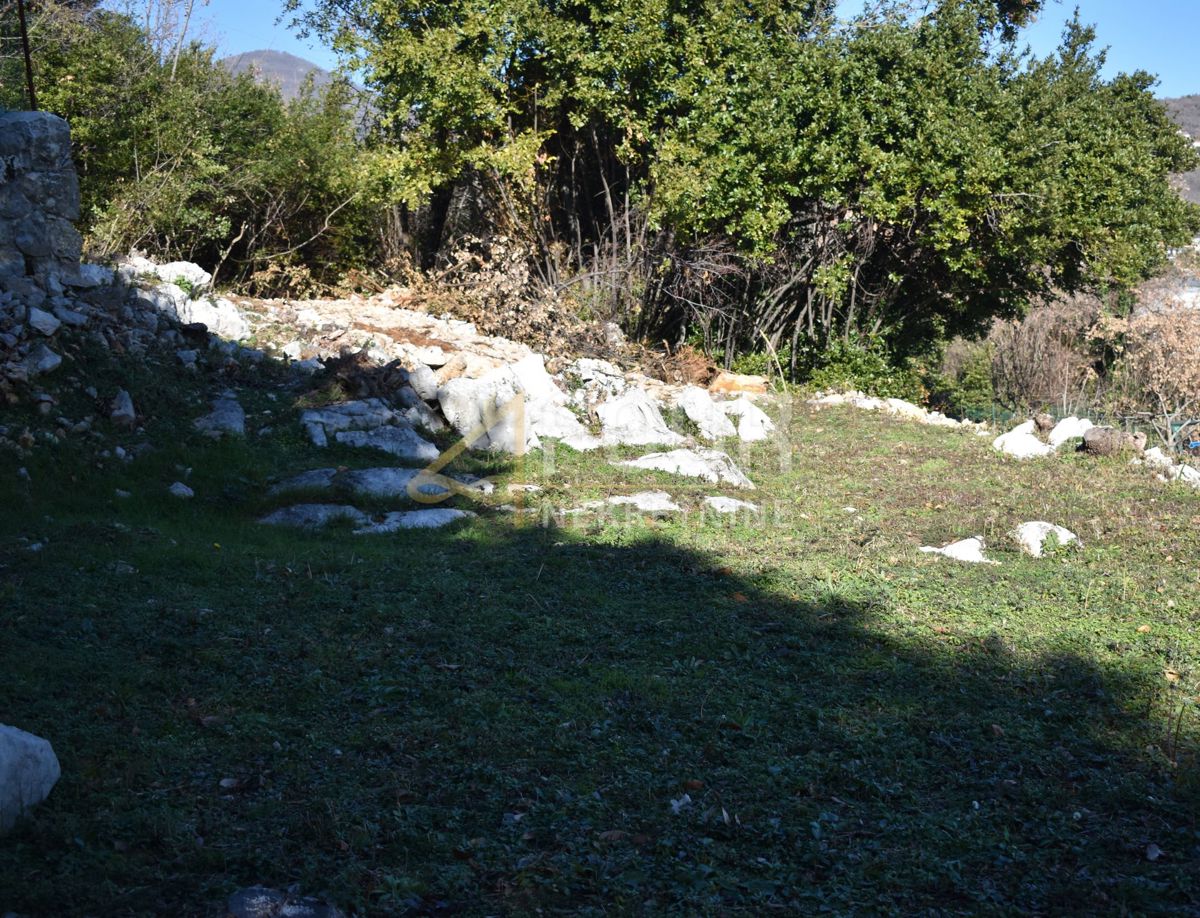 Ika, Opatija - Okolica, 988m2