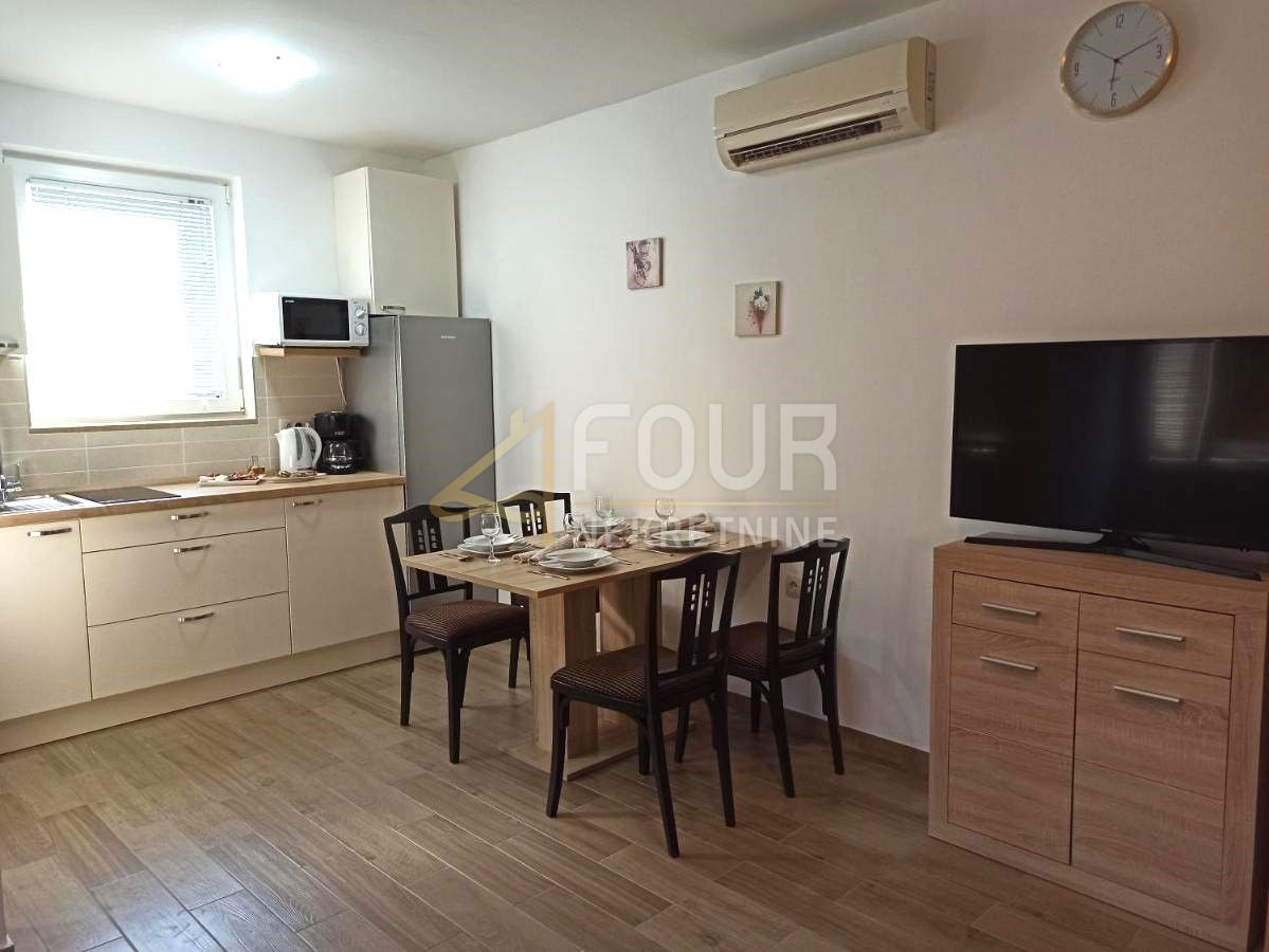 Malinska, Malinska-Dubašnica, 560m2