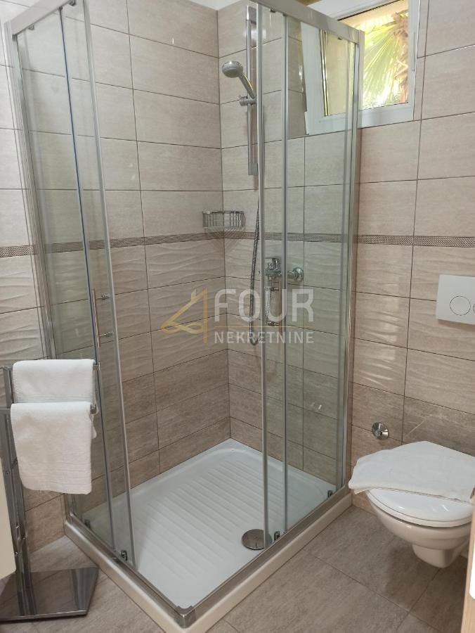 Malinska, Malinska-Dubašnica, 560m2
