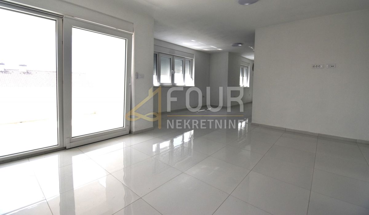 Crikvenica, 122,81m2