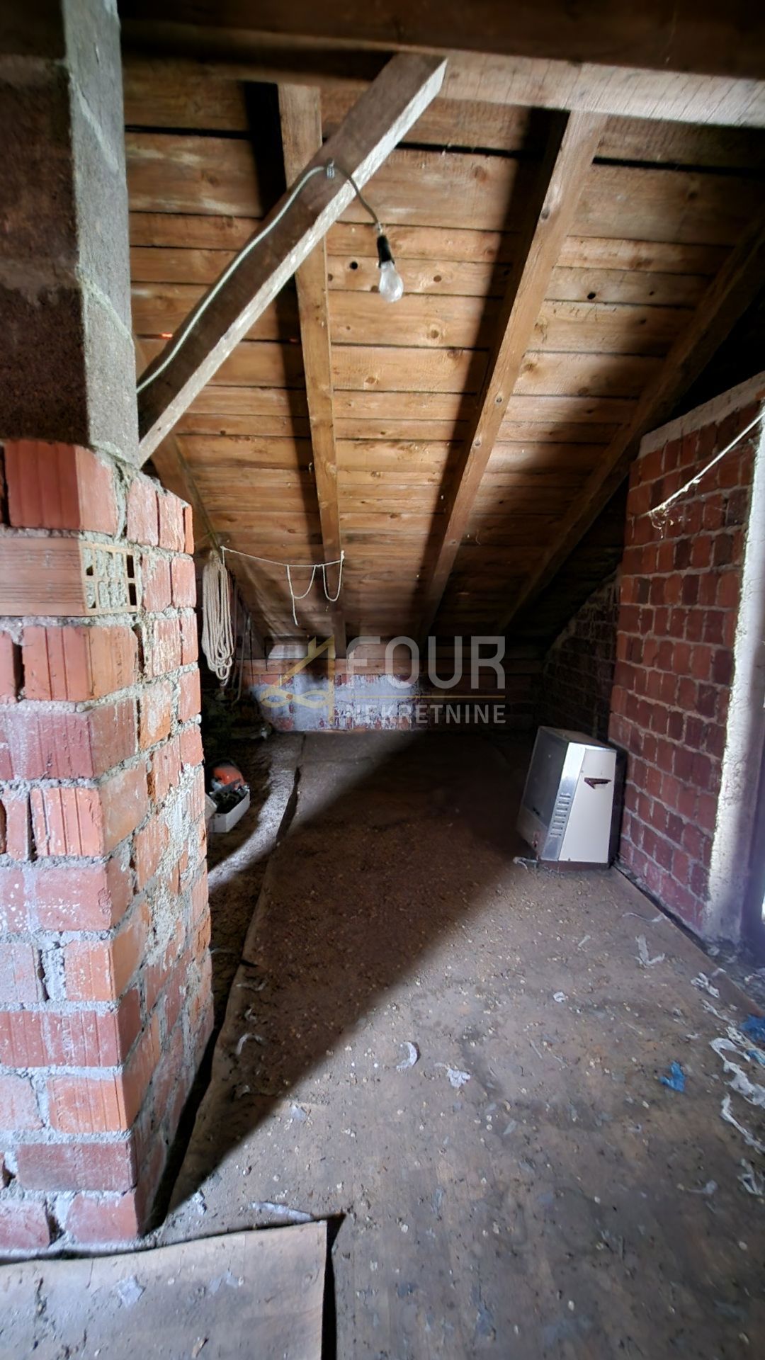 Grižane-Belgrad, Vinodolska Općina, 290m2