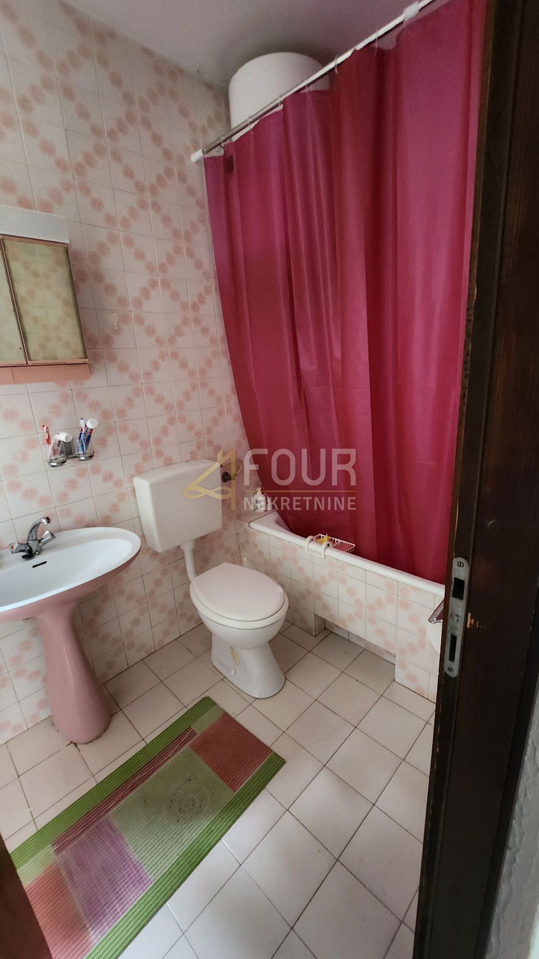 Grižane-Belgrad, Vinodolska Općina, 290m2