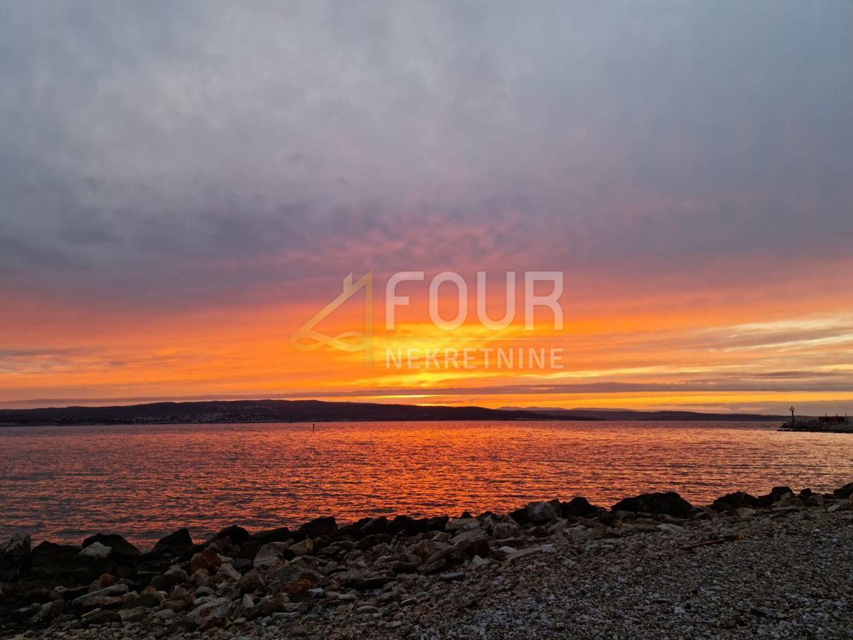 Crikvenica, 273,44m2