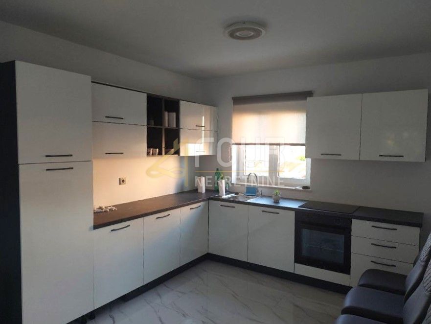 Mladenići, Viškovo, 280m2