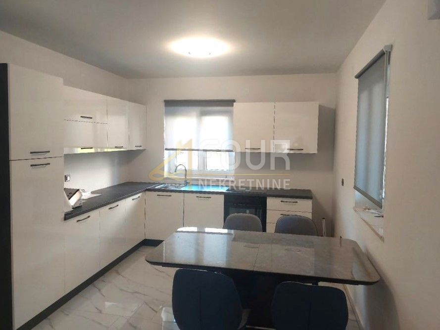 Mladenići, Viškovo, 280m2