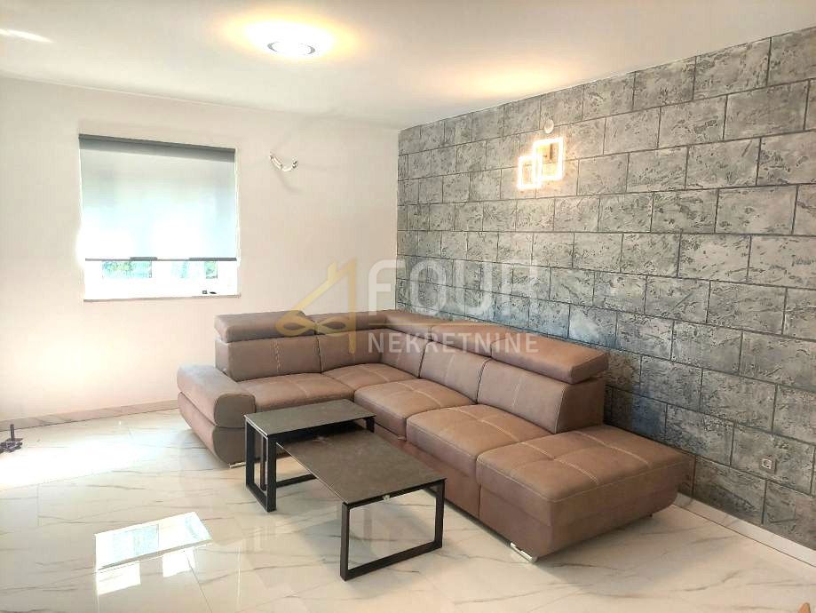 Mladenići, Viškovo, 280m2