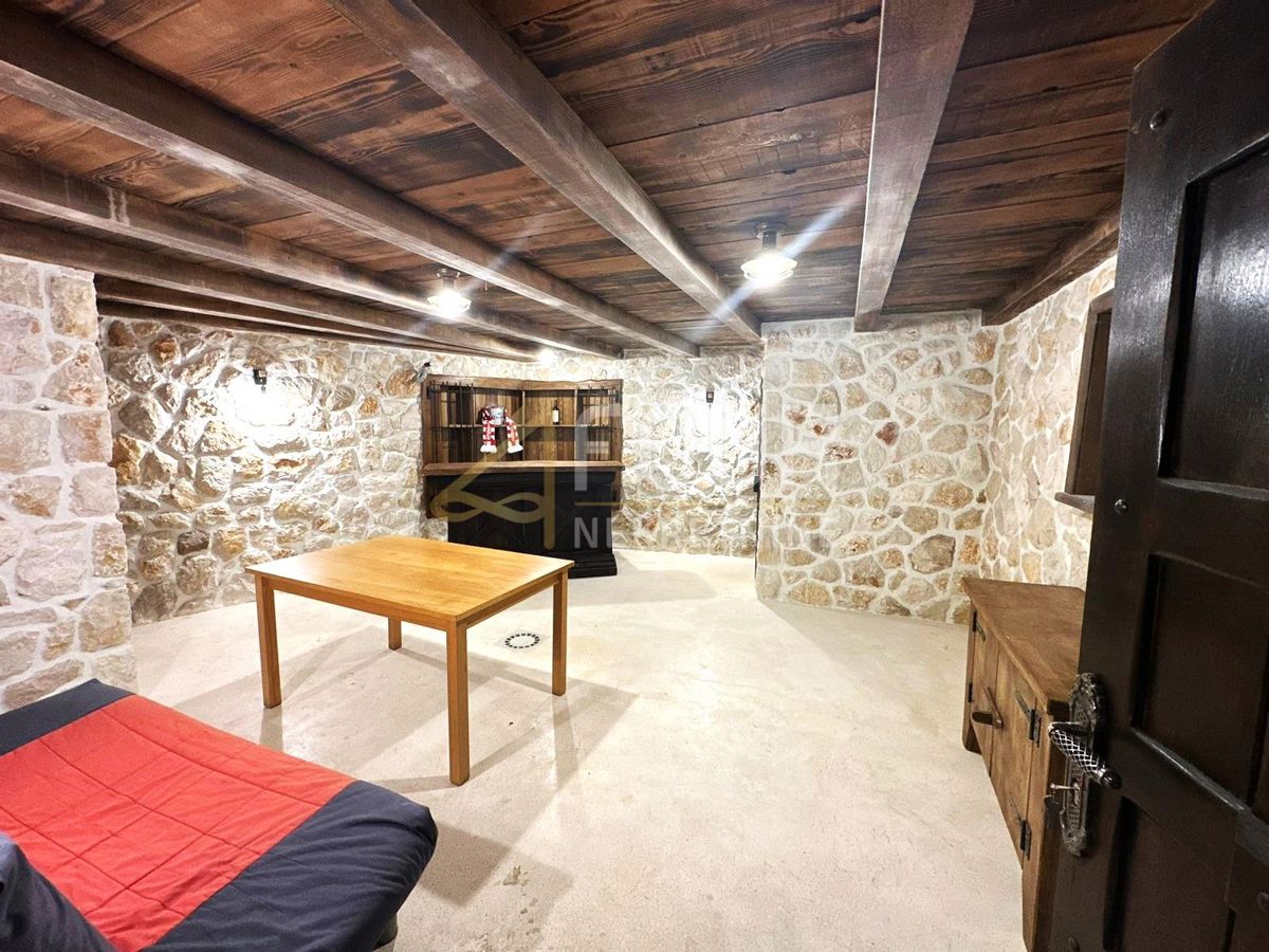 Soline, Dobrinj, 149,76m2