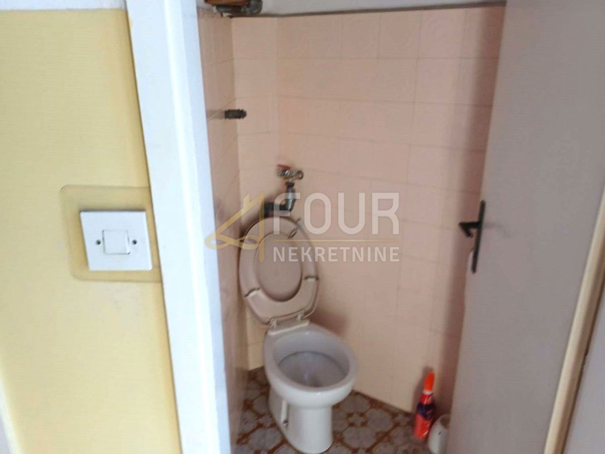 Banderovo, Rijeka, 122m2