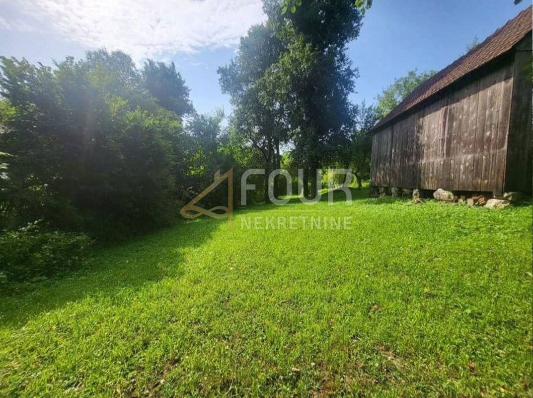 Lukovdol, Vrbovsko, 342m2