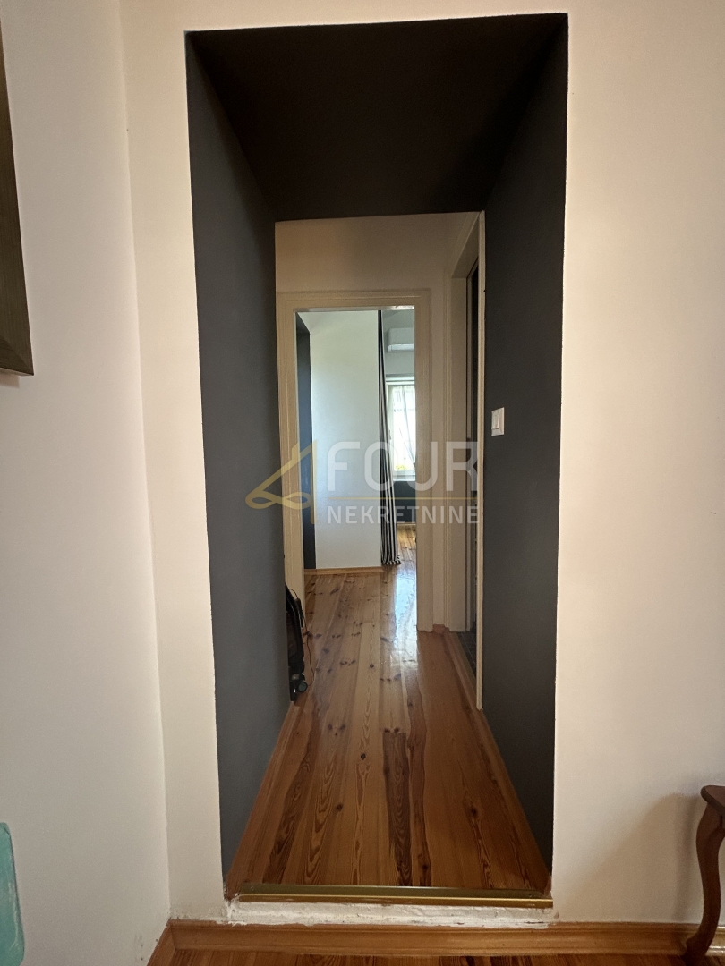 Dobrinj, 104m2