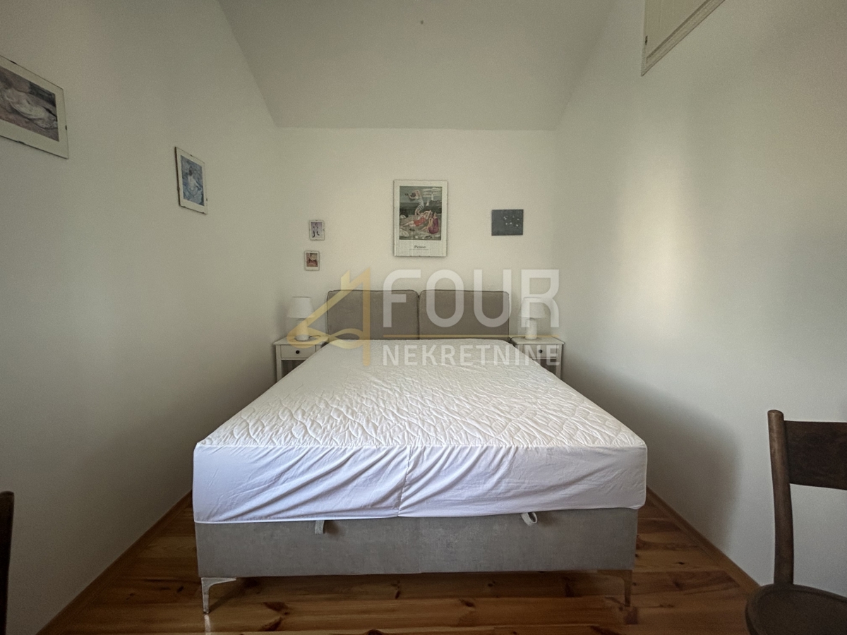 Dobrinj, 104m2