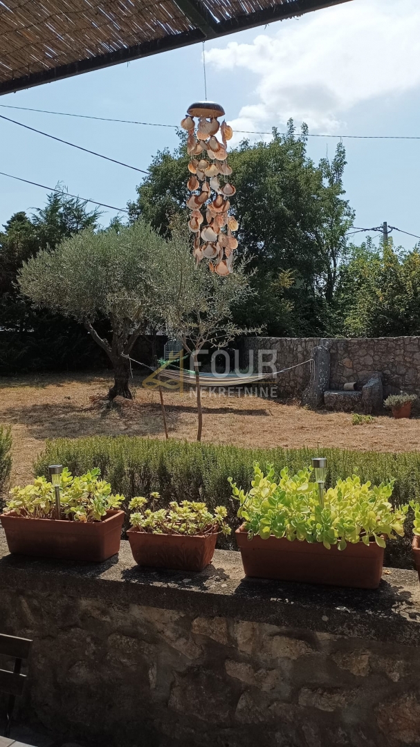 Dobrinj, 104m2