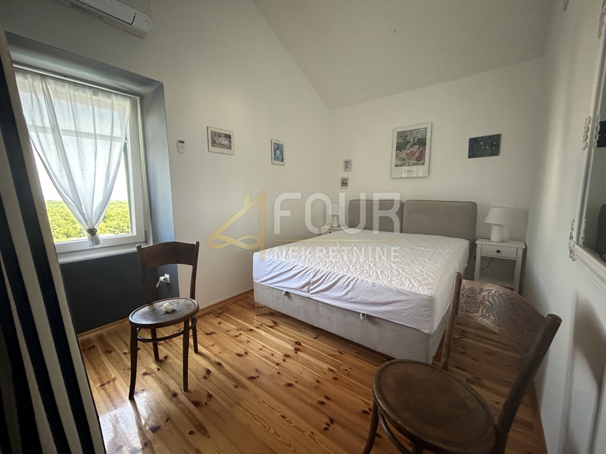 Dobrinj, 104m2