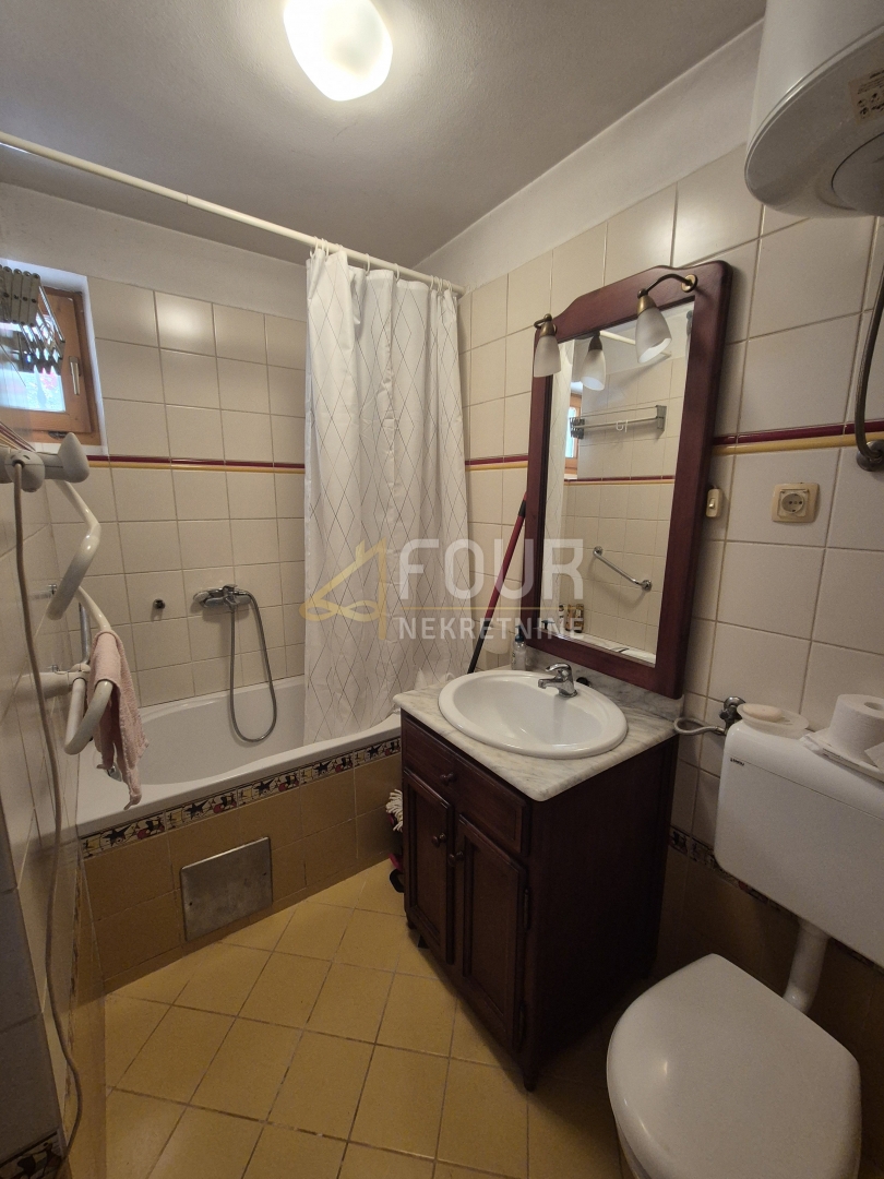 Banjol, Rab, 112,25m2