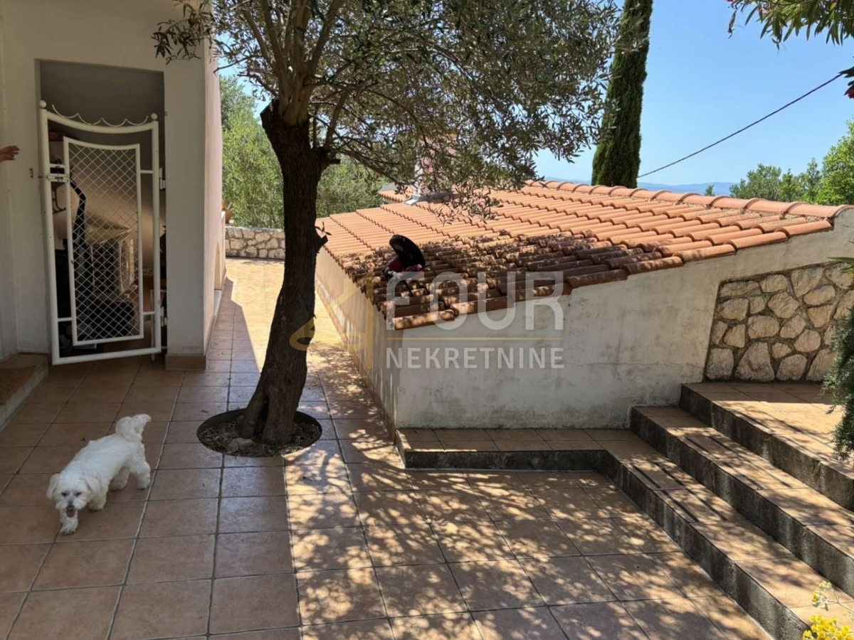 Banjol, Rab, 112,25m2