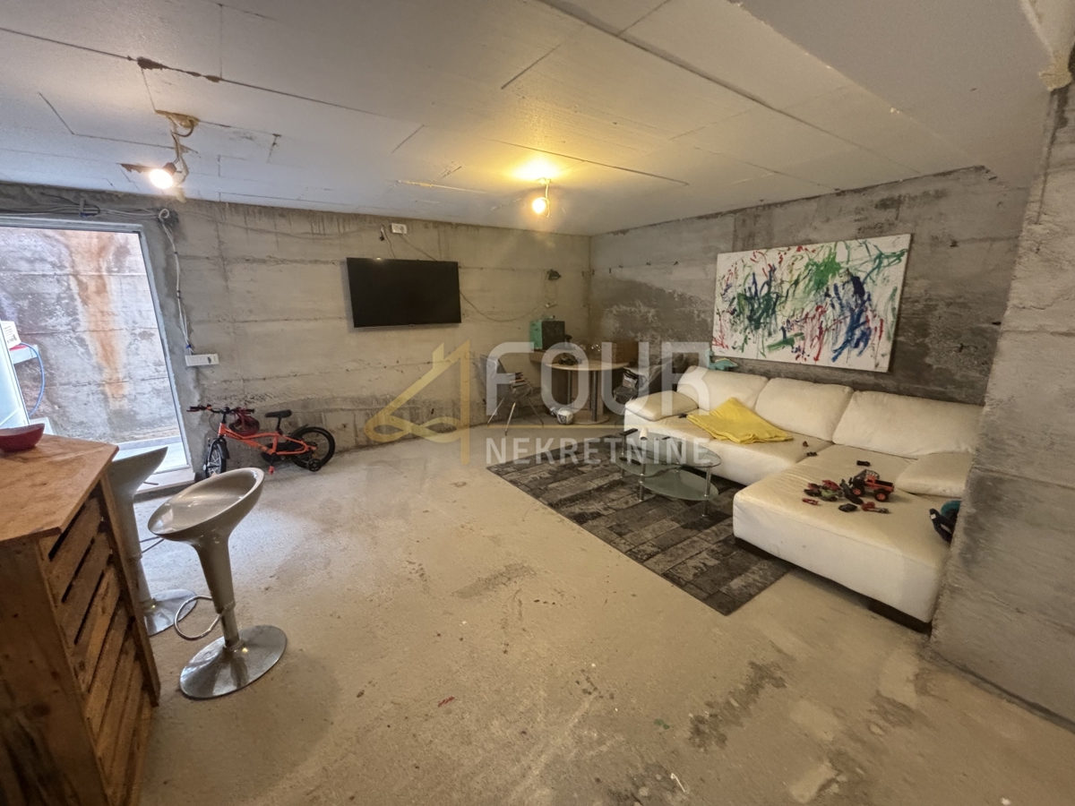 Marinići, Viškovo, 67,80m2