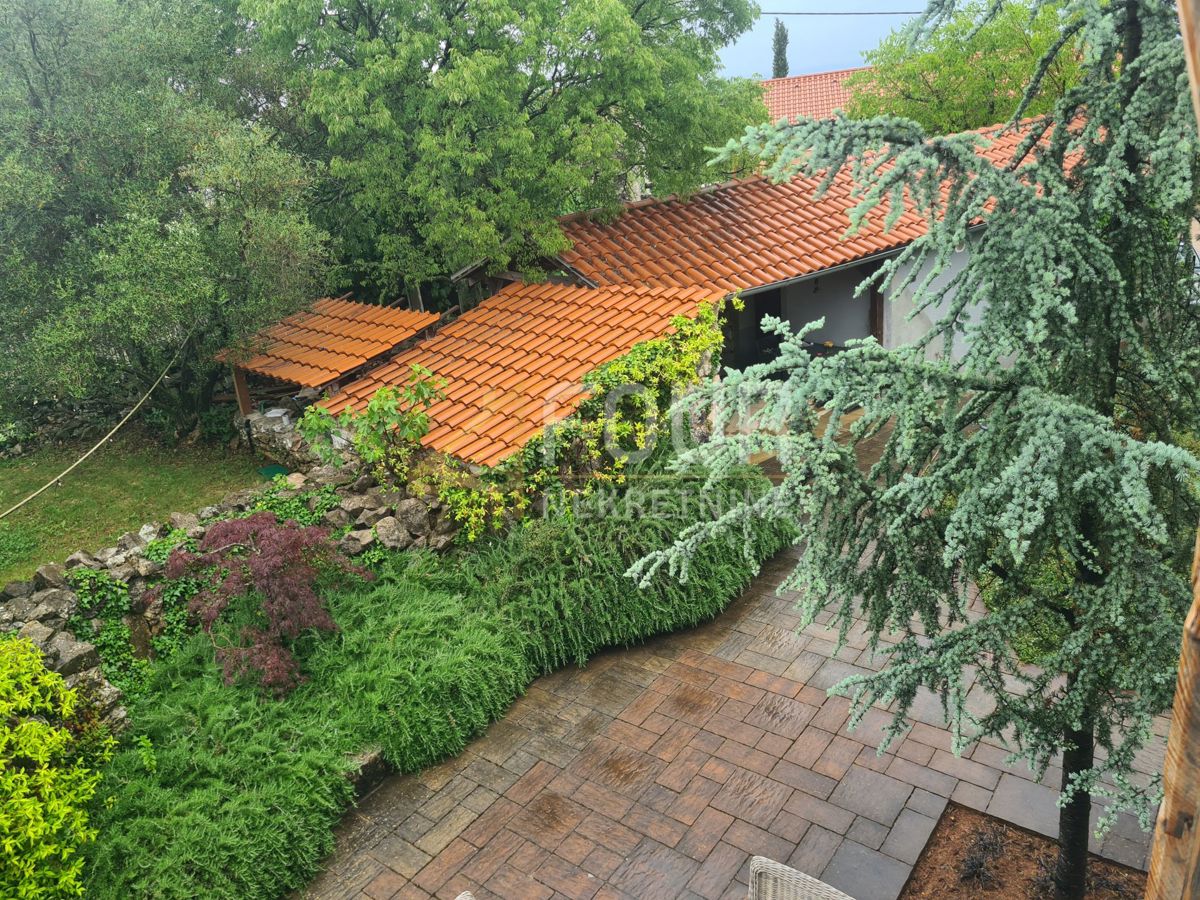 Malinska, Malinska-Dubašnica, 176m2