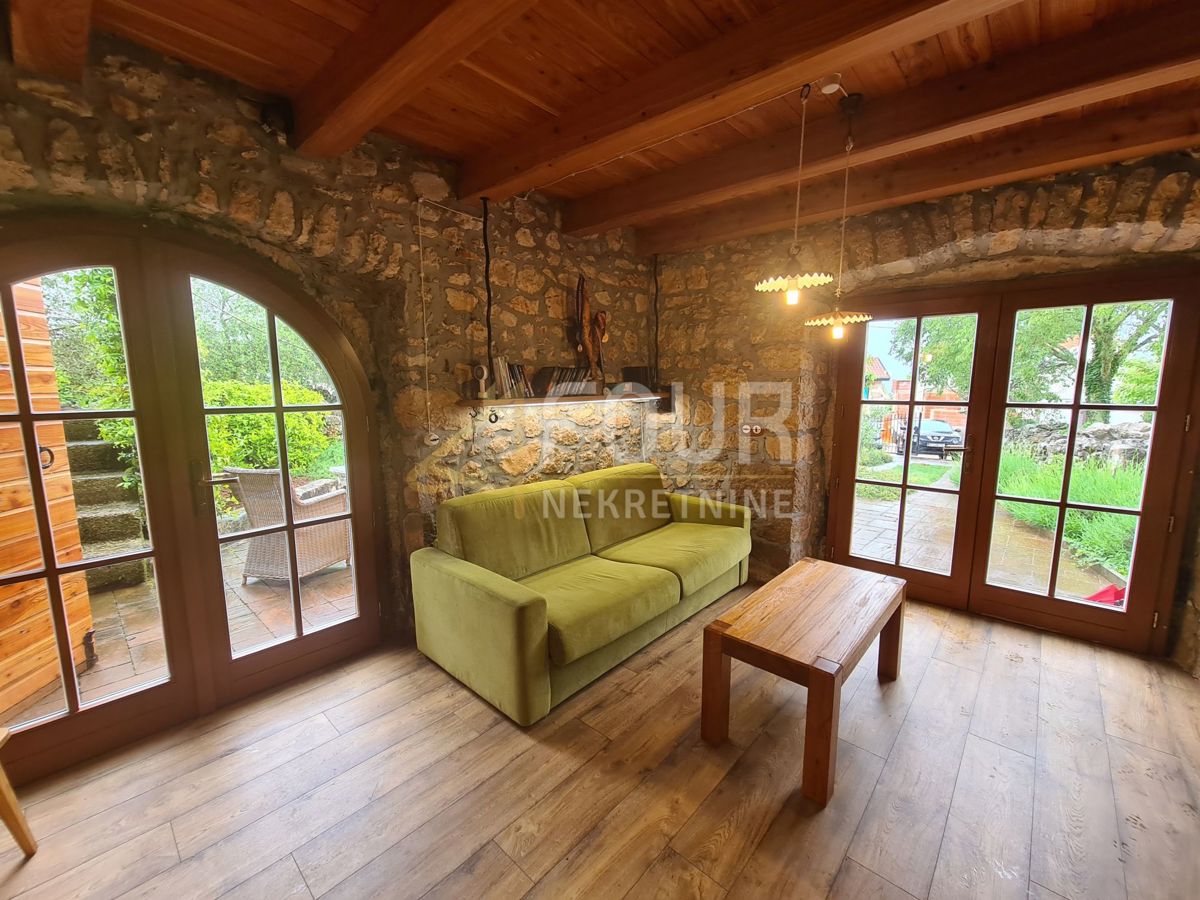 Malinska, Malinska-Dubašnica, 176m2