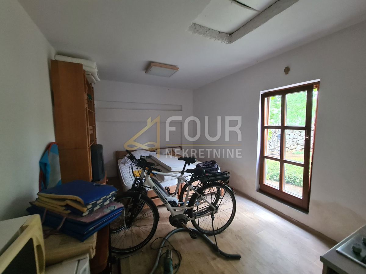 Malinska, Malinska-Dubašnica, 176m2