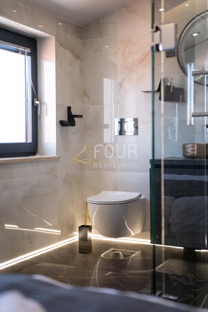 Istria, Buzet, villa di lusso con piscina