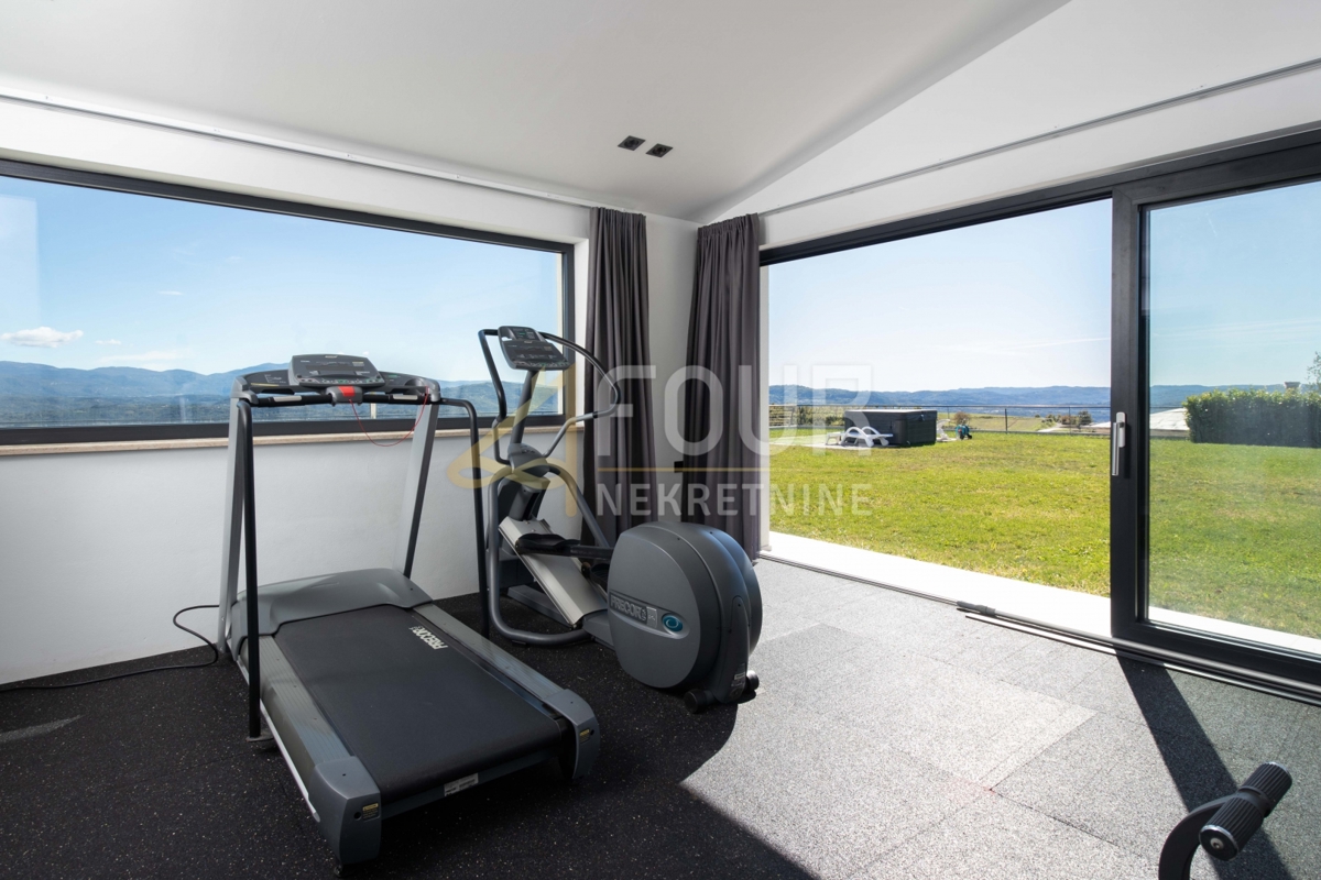 Istria, Buzet, villa di lusso con piscina