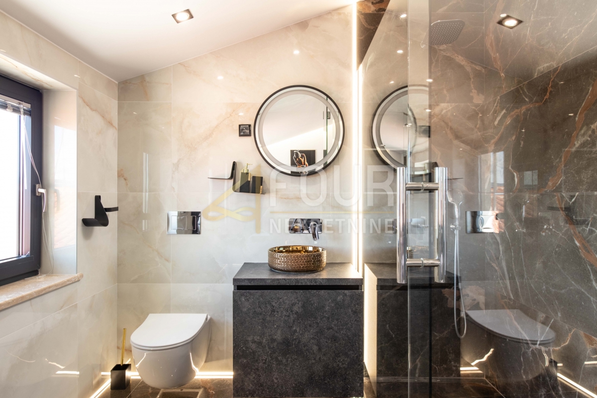 Istria, Buzet, villa di lusso con piscina