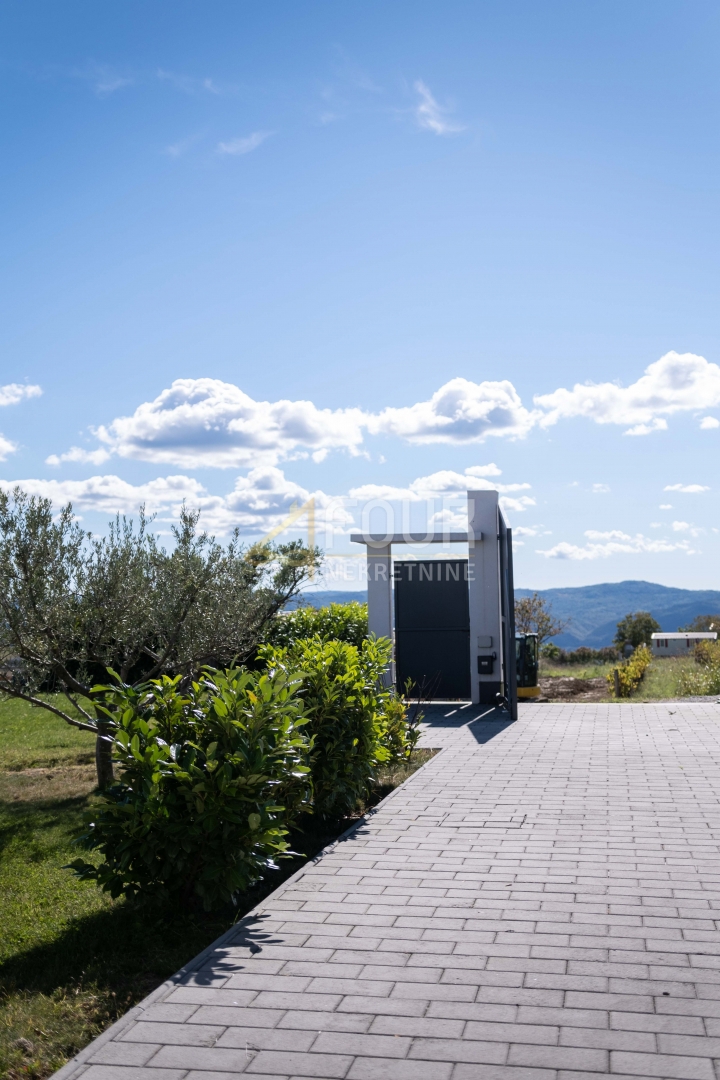 Istria, Buzet, villa di lusso con piscina