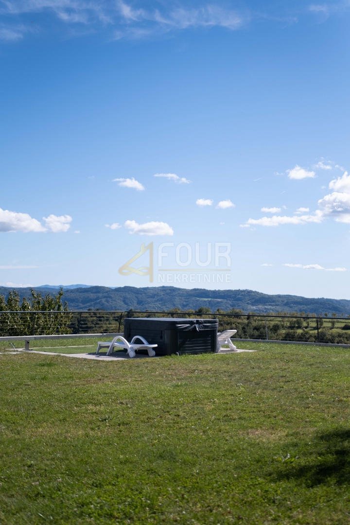 Istria, Buzet, villa di lusso con piscina