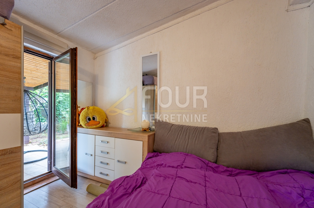 Šišan, Ližnjan, 66m2