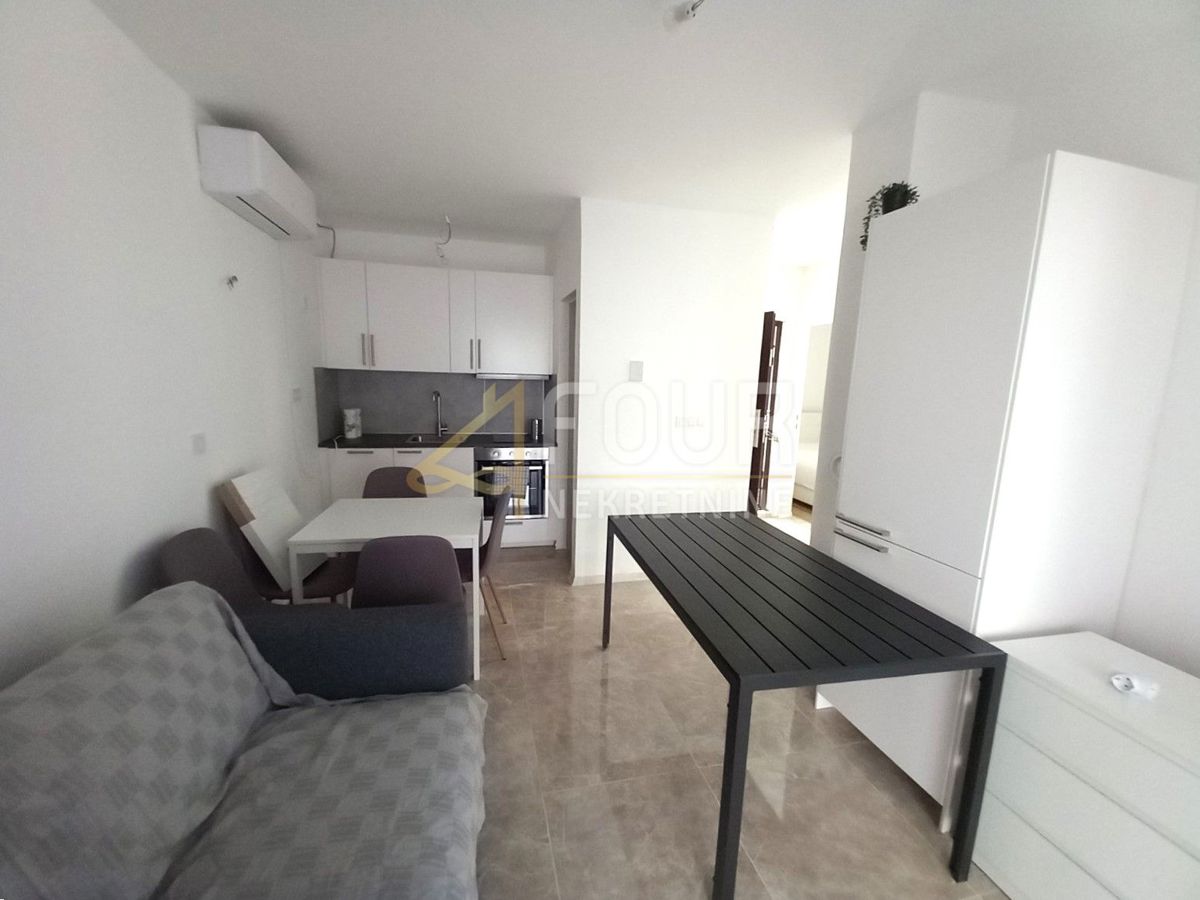 Šilo, Dobrinj, 27,70m2