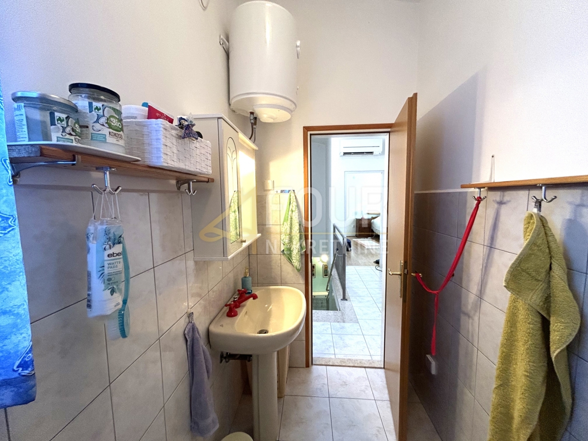 Šišan, Ližnjan, 180m2