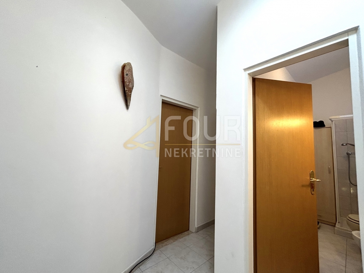 Šišan, Ližnjan, 180m2