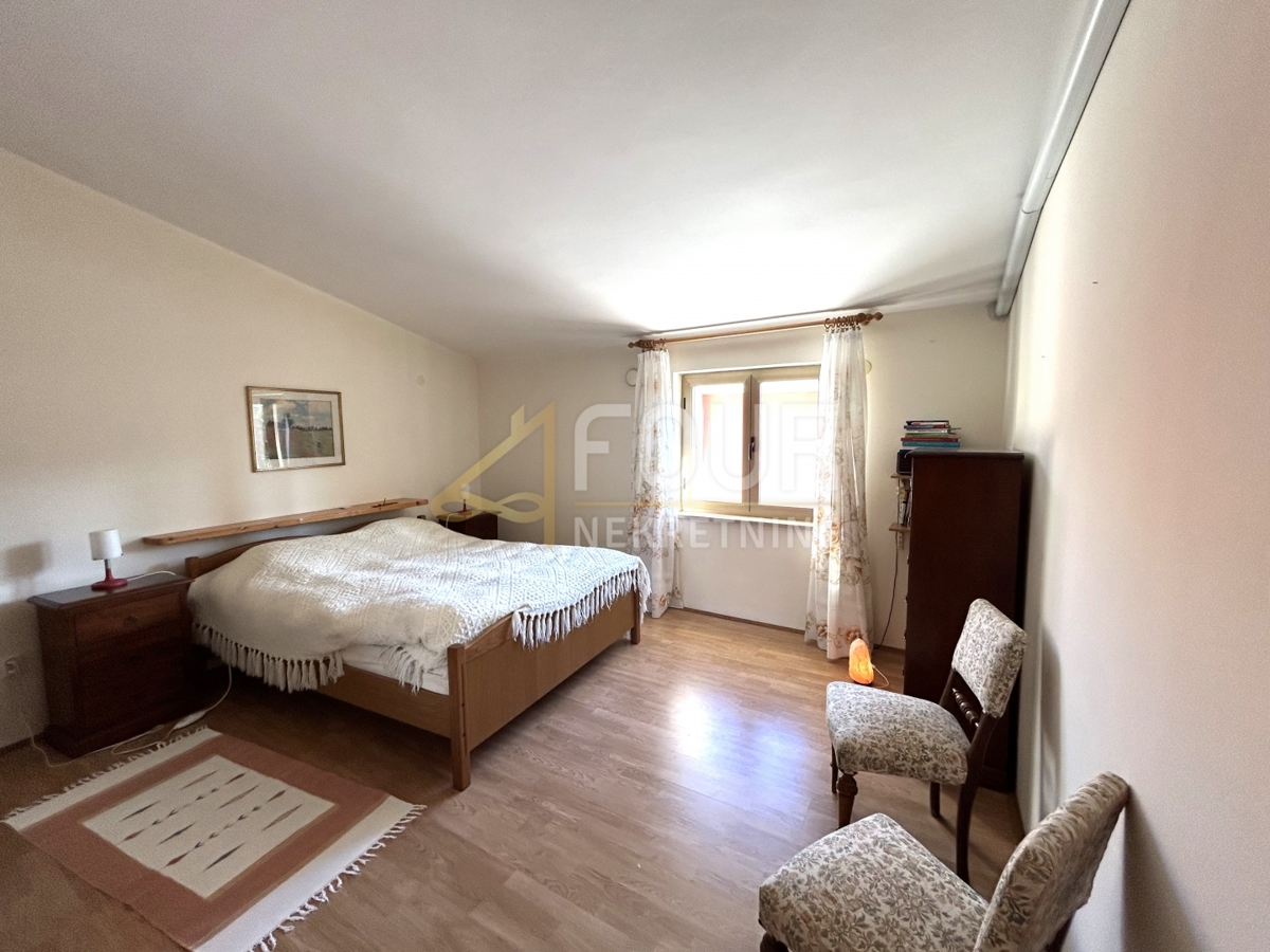 Šišan, Ližnjan, 180m2