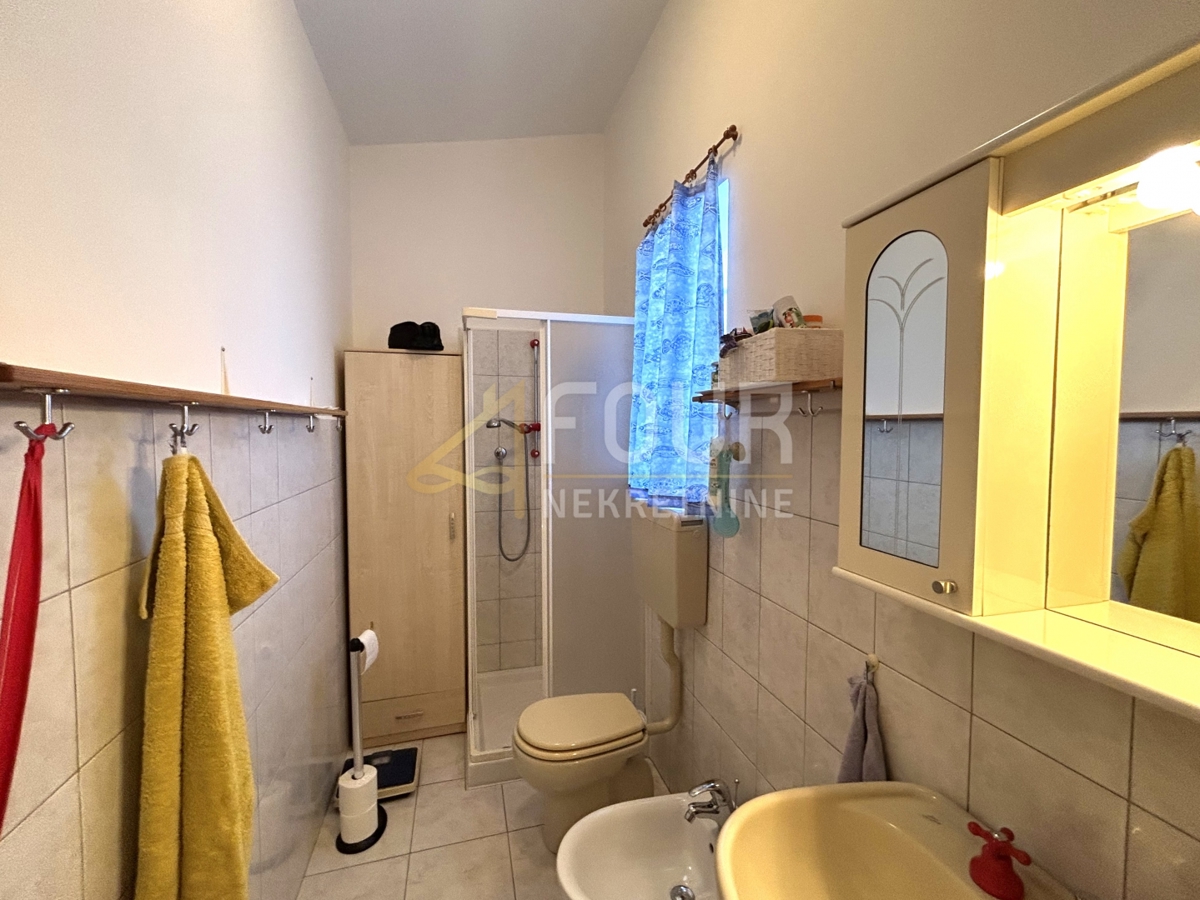 Šišan, Ližnjan, 180m2