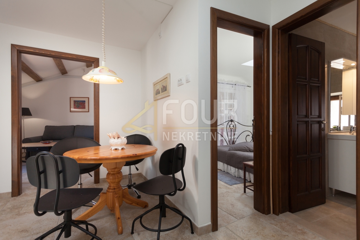 Istria, Rovigno, monolocale e camera da letto, 43m2, vista mare