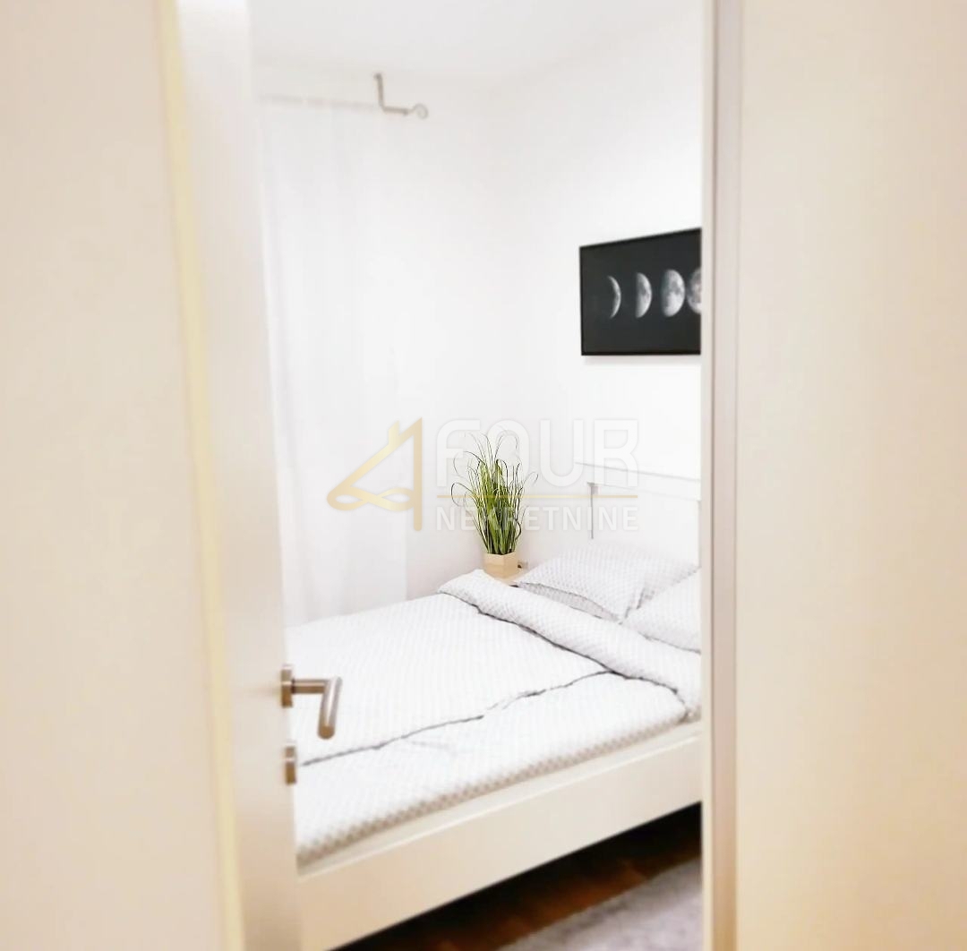 Zagabria, Nuova Zagabria, Remetinec, 2° piano, 43,71m2, balcone