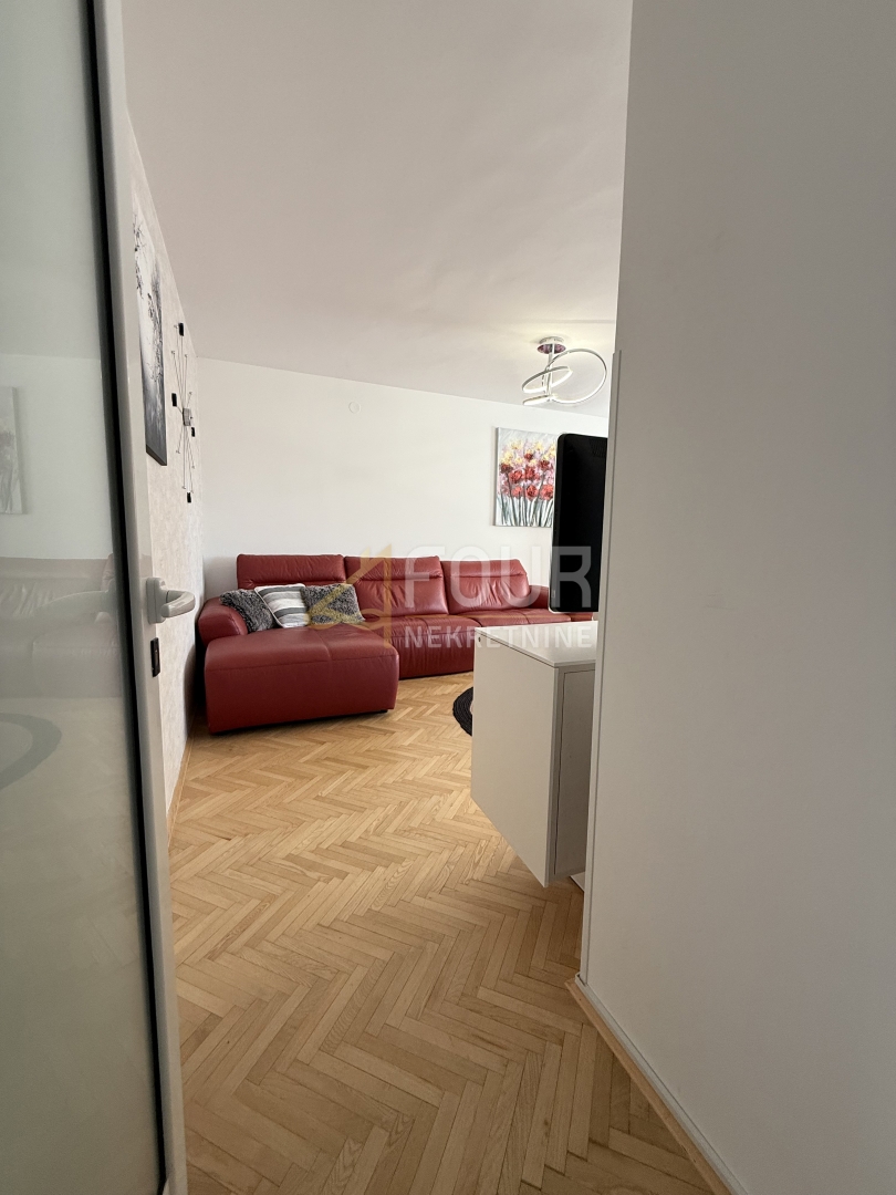 Fiume, Gornja Vežica, 2s+db, 68,80m2.