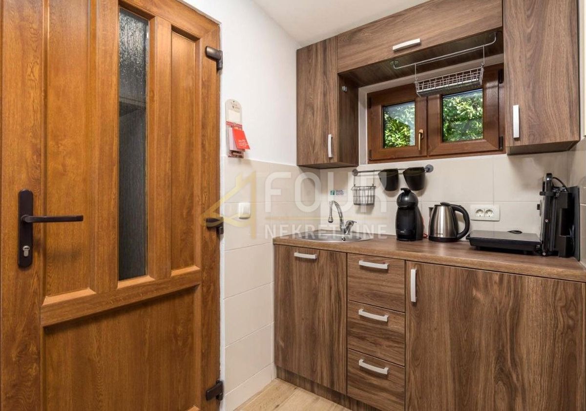 Opatija, casa - pianterreno con terrazza coperta e giardino