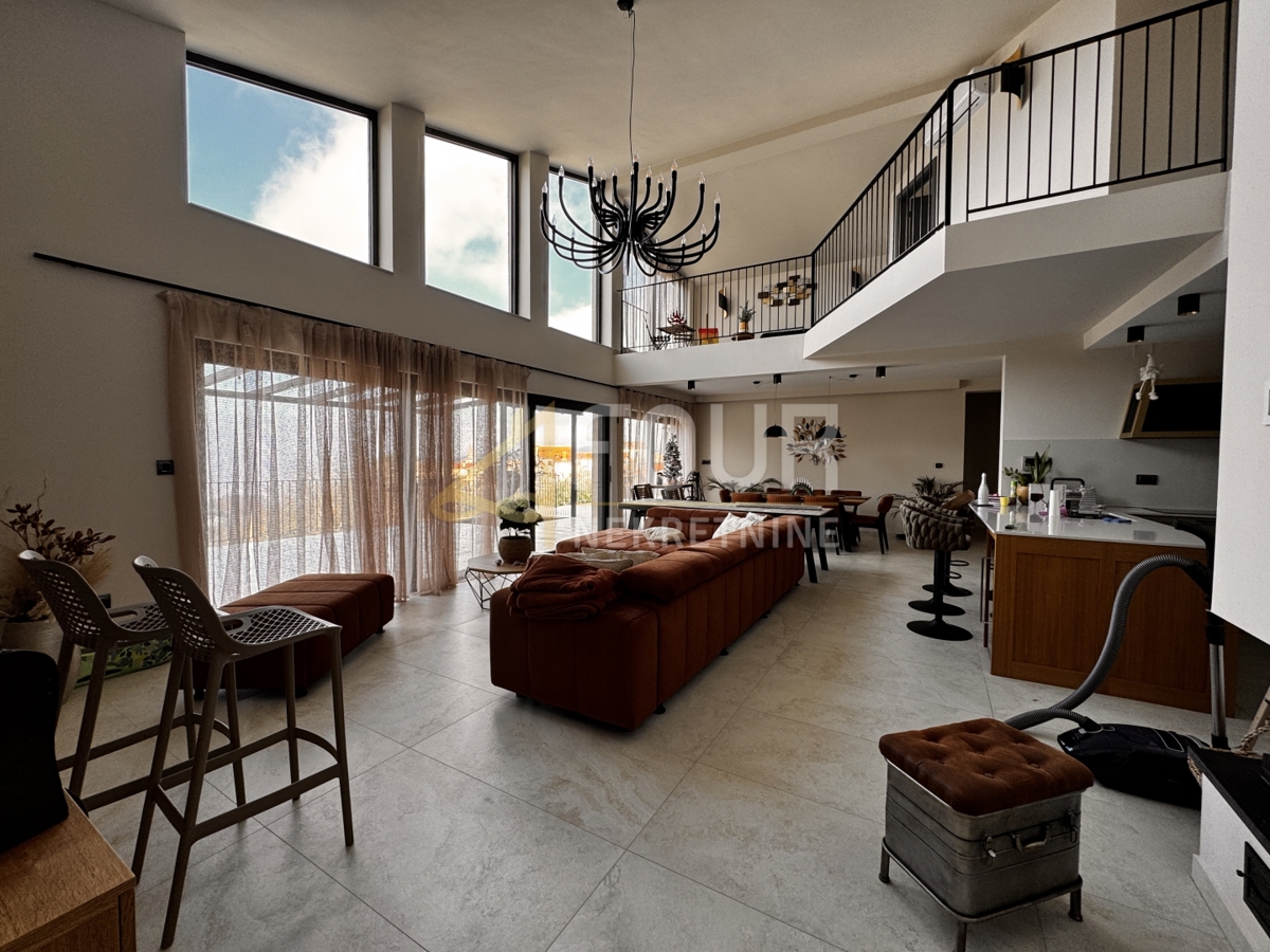 Istria, Pazin - zona circostante, casa indipendente con piscina