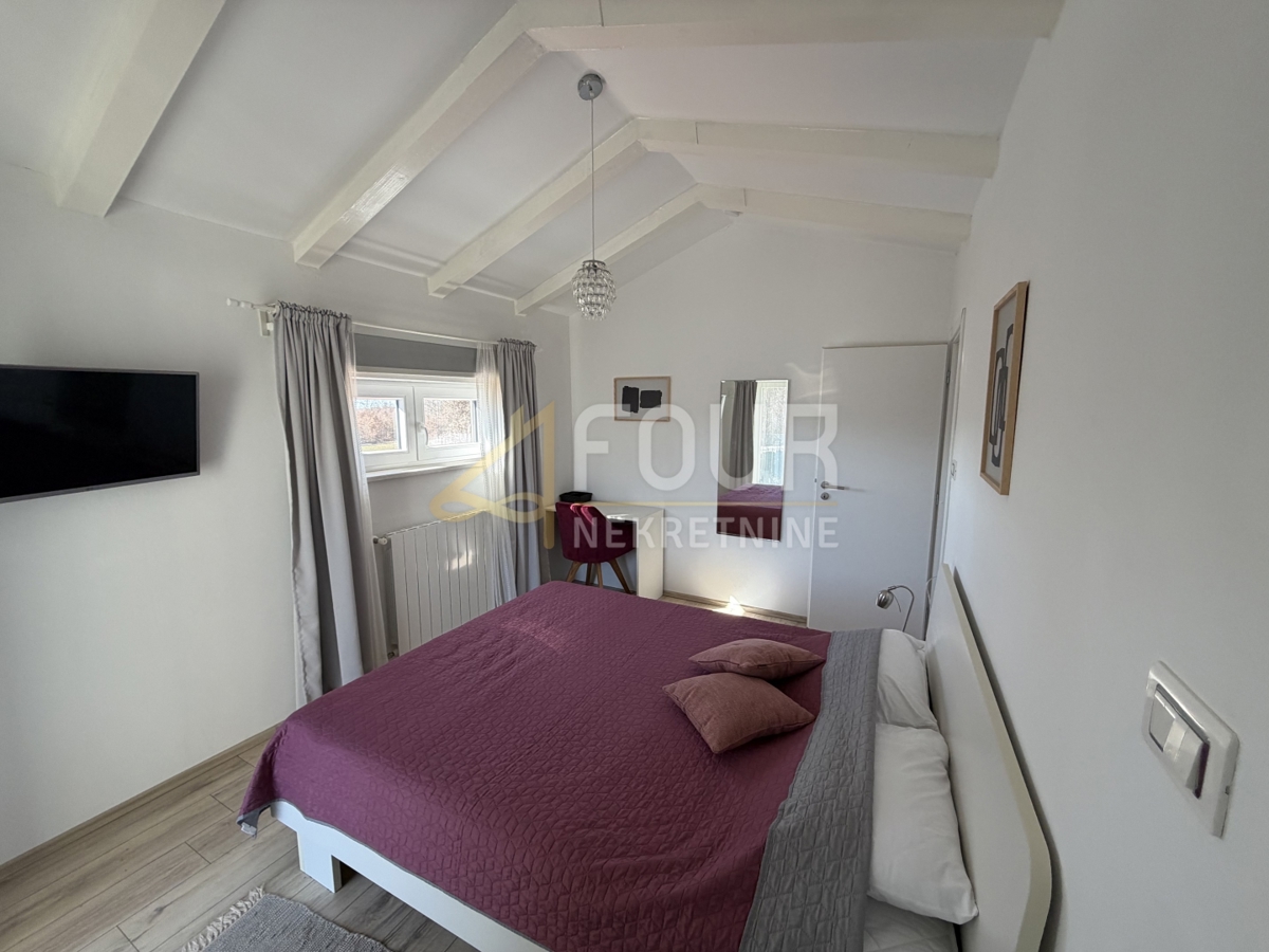 Zabrežani, Pazin - Okolica, 162m2