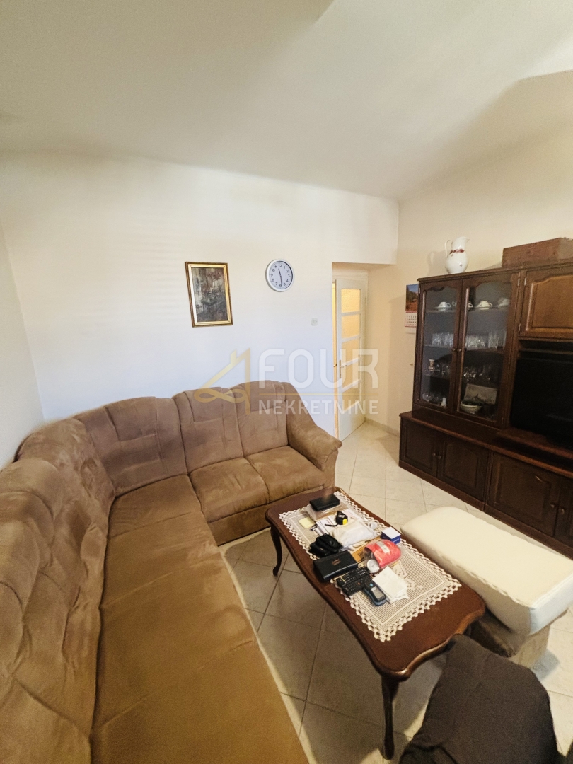 Fiume, Centro, 2s+db, 64.09m2