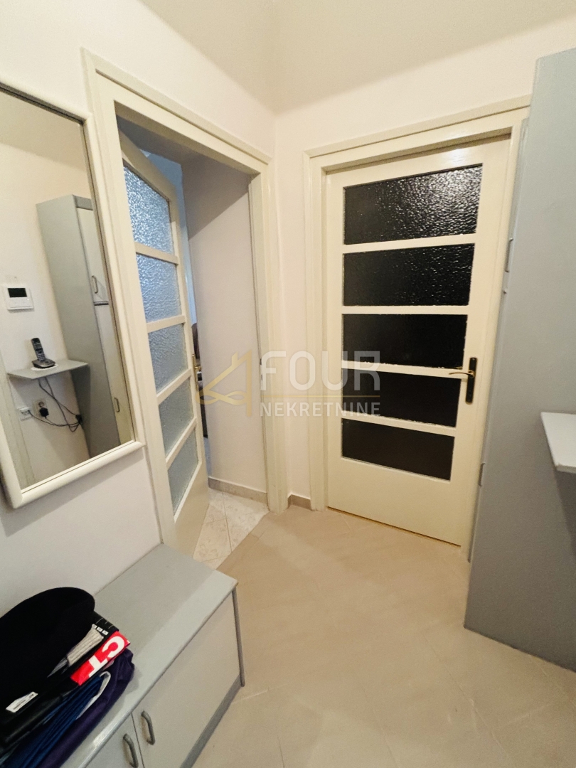 Fiume, Centro, 2s+db, 64.09m2