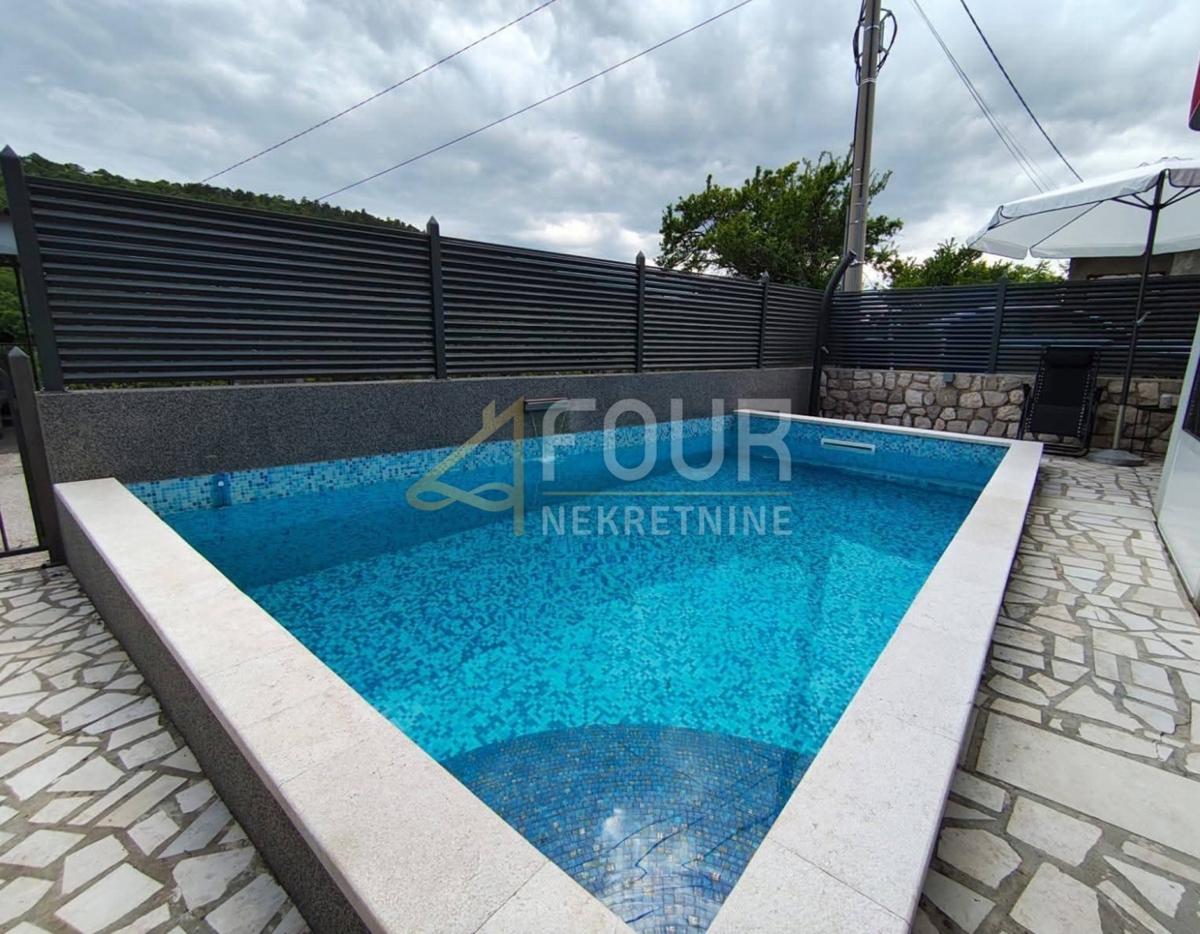 Kraljevica, Križišće, casa a schiera con piscina, 177m2