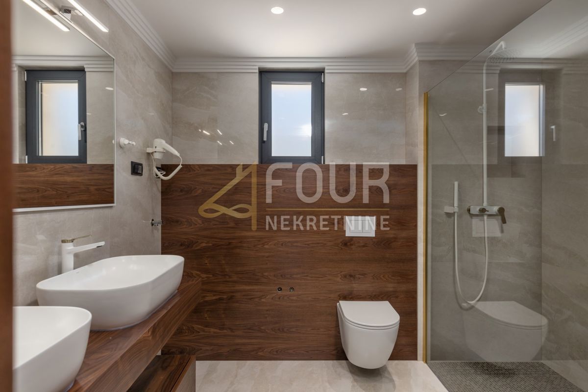 Malinska, Malinska-Dubašnica, 100,38m2