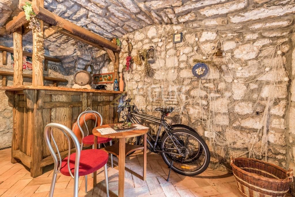 Tribalj, Vinodolska Općina, 240m2