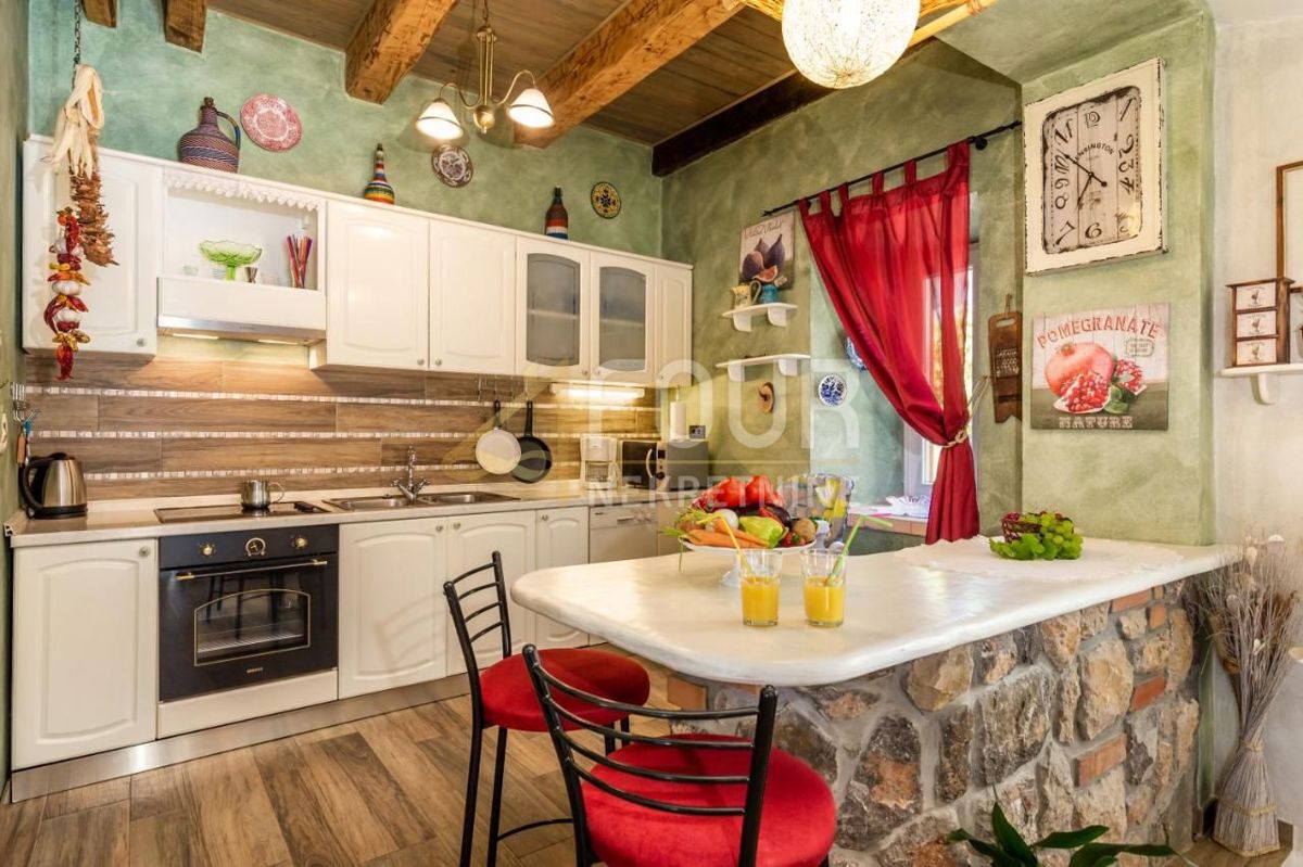 Tribalj, Vinodolska Općina, 240m2