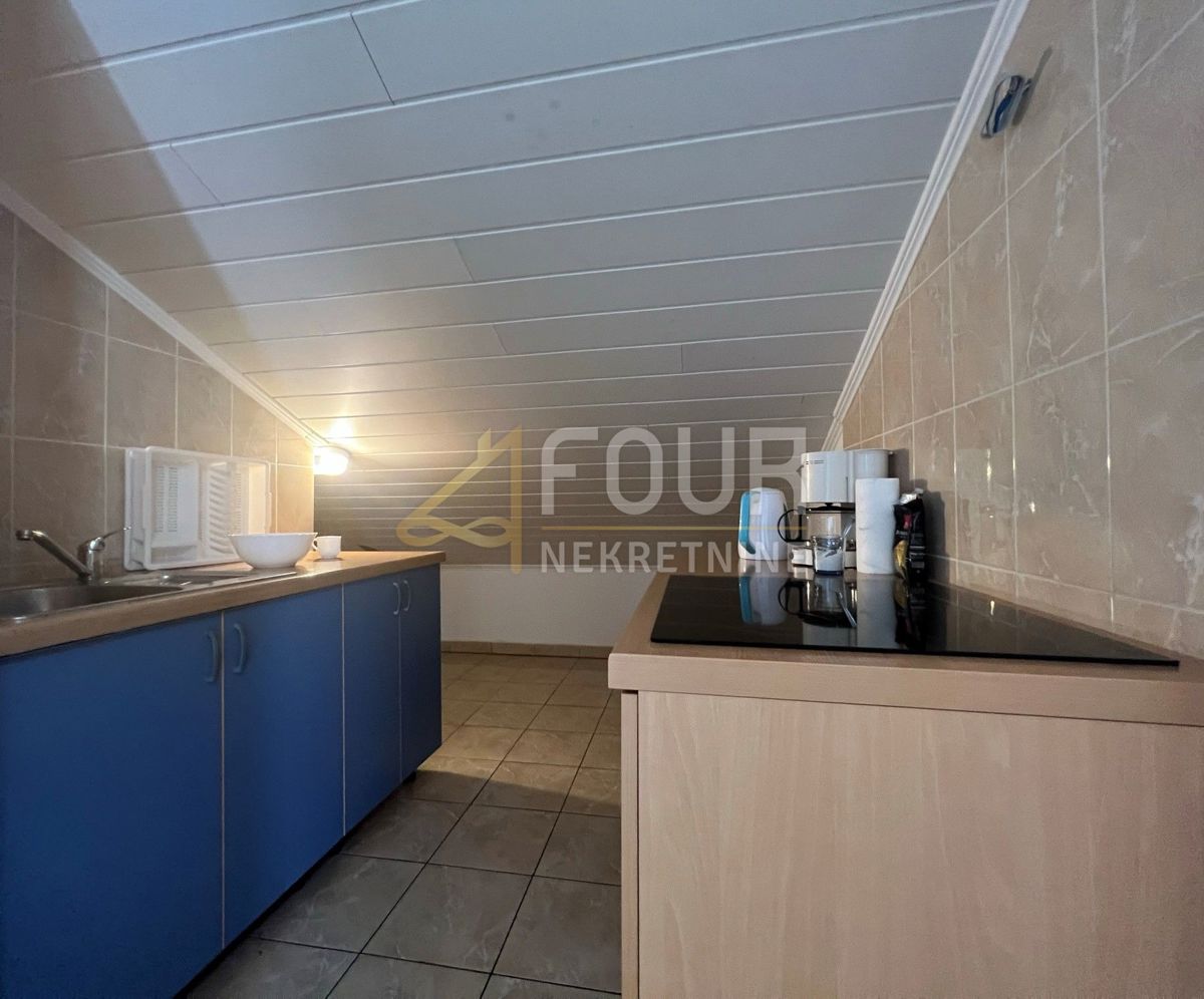 Njivice, Omišalj, 76,04m2