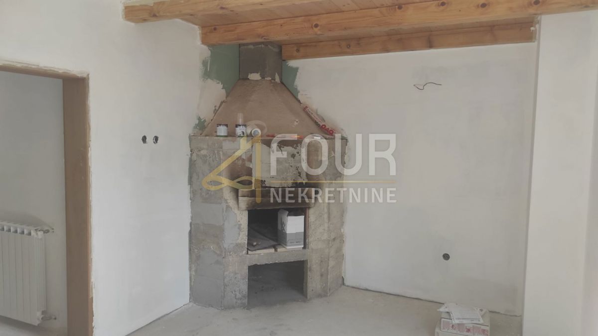 Gorski Kotar, Vrbovsko - circonda, casa di 355,14m2 in solitudine