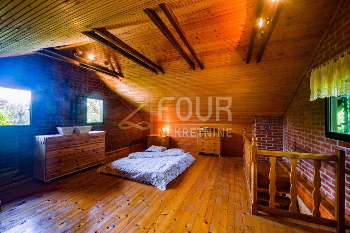 Zvečaj, Duga Resa, 80m2