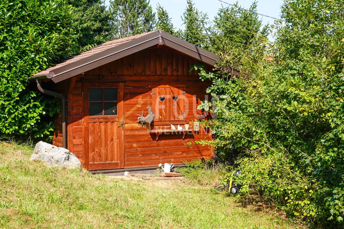 Zvečaj, Duga Resa, 80m2
